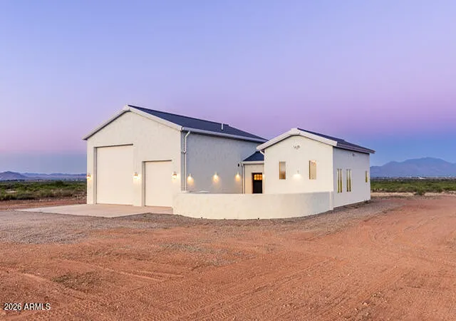 Photo 1 of Single family home for sale at 6233 W Airport Rd, Willcox, AZ 85643 | MLS# 7068032 | Listing updated on 2026-08-19