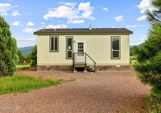 Photo 4 of Single family home for sale at 2 North 2166, Nutrioso, AZ 85932 | MLS# 7067719 | Listing updated on 2026-09-14