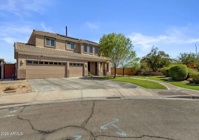 Photo 3 of Single family home for sale at 9318 W Alex Ave, Peoria, AZ 85382 | MLS# 7069372 | Listing updated on 2026-09-09