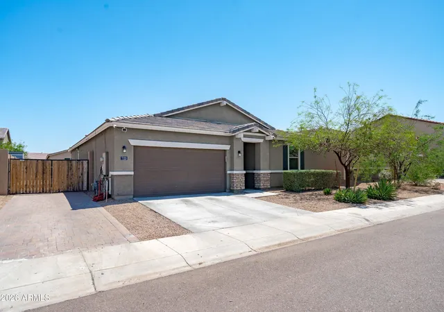 3rd image of 7123 S 34Th Ln, Phoenix, AZ 85041 | MLS# 7067805