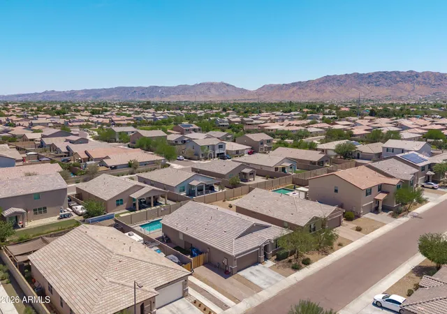 4th image of 7123 S 34Th Ln, Phoenix, AZ 85041 | MLS# 7067805