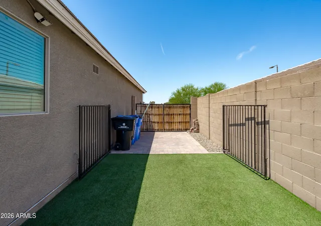 5th image of 7123 S 34Th Ln, Phoenix, AZ 85041 | MLS# 7067805