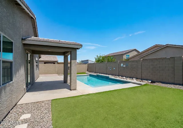 Photo 4 of Sale Pending at 7123 S 34th Lane, Phoenix, AZ 85041 | MLS# 7067805 | Listing updated on 2026-10-24