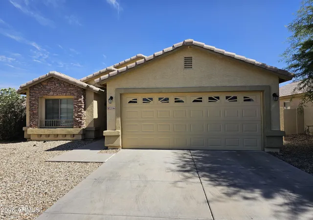 1st image of 2556 W Tamarisk Ave, Phoenix, AZ 85041 | MLS# 7068021