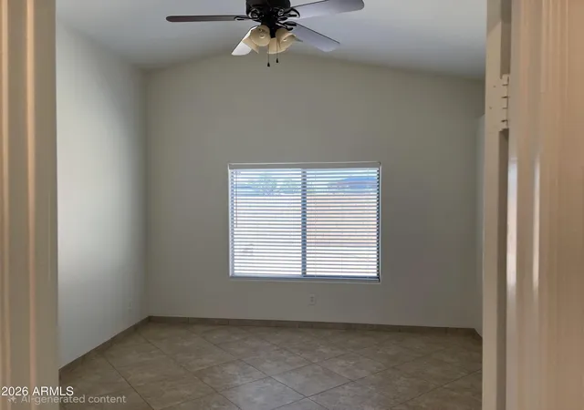 5th image of 2556 W Tamarisk Ave, Phoenix, AZ 85041 | MLS# 7068021