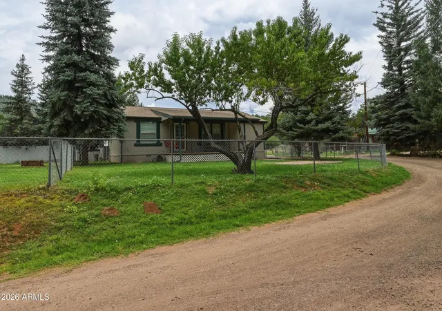 Photo 3 of Manufactured home for sale at 4938 N Old Spruce Dr, Pine, AZ 85544 | MLS# 7067723 | Listing updated on 2026-09-09