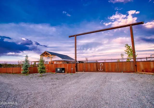 1st image of 1093 School House Ln, Show Low, AZ 85901 | MLS# 7067779