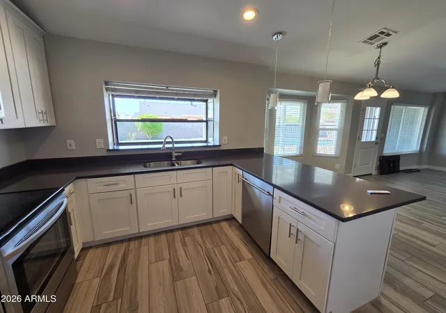 Photo 4 of Sale Pending at 9033 W Purdue Ave, Peoria, AZ 85345 | MLS# 7069150 | Listing updated on 2026-09-16