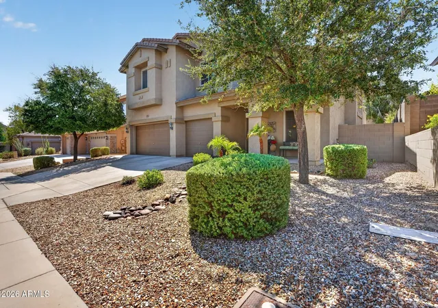 5th image of 6901 W Peak View Rd, Peoria, AZ 85383 | MLS# 7067871