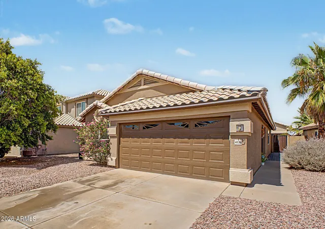 Photo 3 of Sale Pending at 4138 E Tanglewood Dr, Phoenix, AZ 85048 | MLS# 7068179 | Listing updated on 2026-09-11