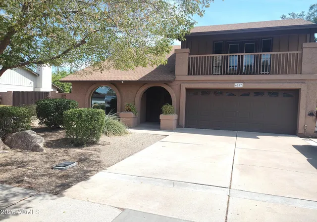 Photo 2 of Sale Pending at 6207 W Altadena Ave, Glendale, AZ 85304 | MLS# 7068619 | Listing updated on 2026-09-14