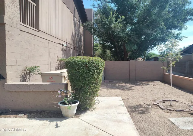 Photo 3 of Sale Pending at 6207 W Altadena Ave, Glendale, AZ 85304 | MLS# 7068619 | Listing updated on 2026-09-14