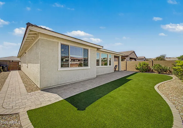 Photo 3 of Single family home for sale at 537 S Pheasant Dr, Gilbert, AZ 85296 | MLS# 7070393 | Listing updated on 2026-09-22