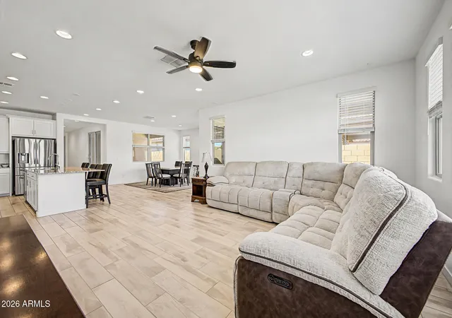 Photo 2 of Single family home for sale at 537 S Pheasant Dr, Gilbert, AZ 85296 | MLS# 7070393 | Listing updated on 2026-09-14