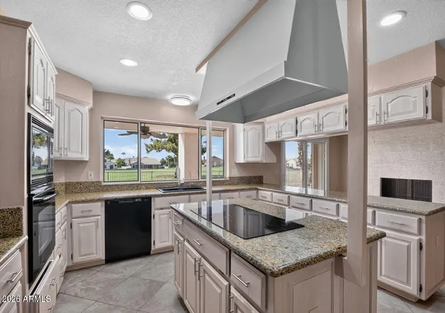Photo 3 of Single family home for sale at 6091 W Rose Garden Ln, Glendale, AZ 85308 | MLS# 7067907 | Listing updated on 2026-08-19