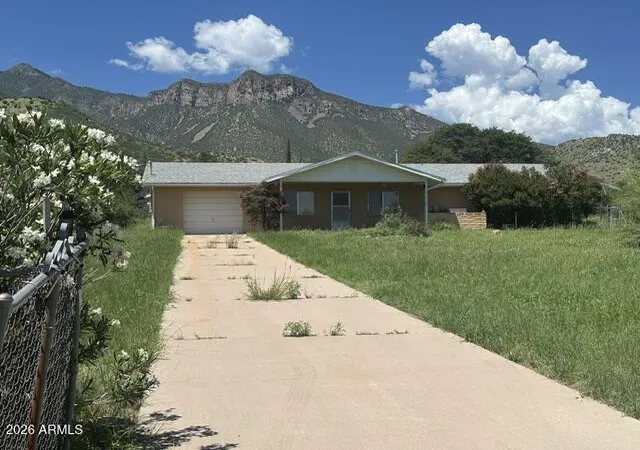 1st image of 8112 S High Rd, Hereford, AZ 85615 | MLS# 7068324