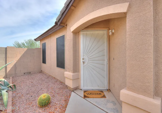 Photo 3 of Single family home for sale at 42490 W Hillman Dr, Maricopa, AZ 85138 | MLS# 7067925 | Listing updated on 2026-09-19