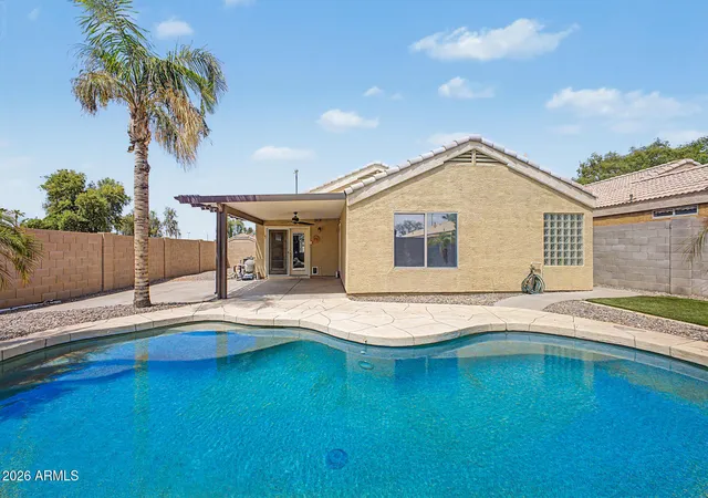 3rd image of 1687 E Cheyenne St, Gilbert, AZ 85296 | MLS# 7069426
