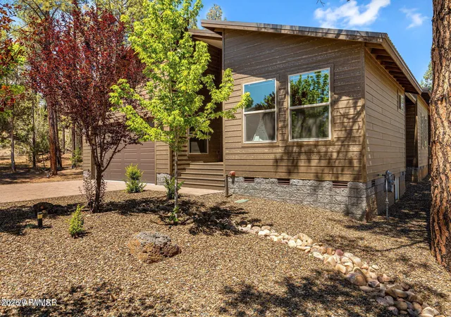 2nd image of 3161 N Eagle Landing Rd N, Show Low, AZ 85901 | MLS# 7067883