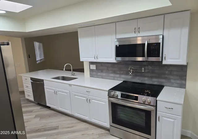 Photo 3 of Townhouse for sale at 10838 W Thunderbird Blvd, Sun City, AZ 85351 | MLS# 7067859 | Listing updated on 2026-10-07