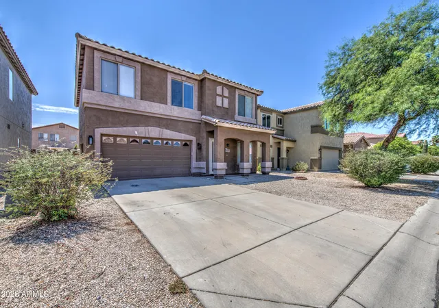 Photo 3 of Single family home for sale at 30084 N Desert Willow Blvd, San Tan Valley, AZ 85143 | MLS# 7068210 | Listing updated on 2026-10-02