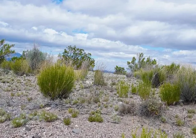 Photo 3 of Land for sale at 13003 E Knight Crk Rd, Kingman, AZ 86401 | MLS# 7068093 | Listing updated on 2026-08-18