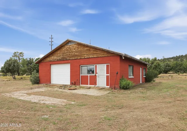 Photo 3 of Single family home for sale at 10611 W Fossil Crk Rd, Pine, AZ 85544 | MLS# 7067937 | Listing updated on 2026-08-18