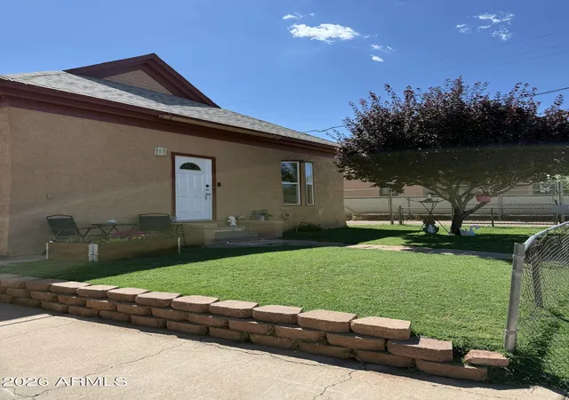 1st image of 113 E Aspinwall St, Winslow, AZ 86047 | MLS# 7067911