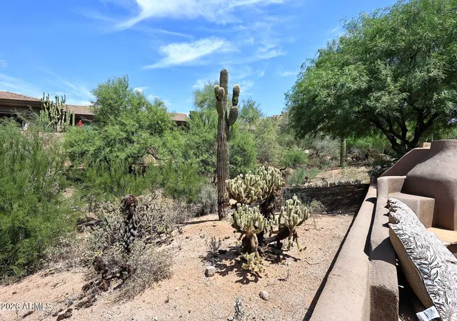Photo 4 of Townhouse for sale at 7442 E Quien Sabe Wy, Scottsdale, AZ 85266 | MLS# 7072951 | Listing updated on 2026-09-08