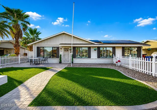 1st image of 308 W Piute Ave, Phoenix, AZ 85027 | MLS# 7068554