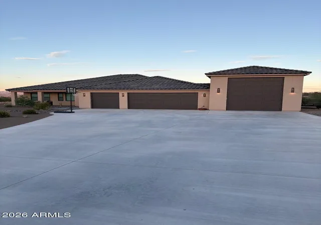 Photo 2 of Single family home for sale at 1055 Buckboard Trl, Wickenburg, AZ 85390 | MLS# 7067983 | Listing updated on 2026-08-19