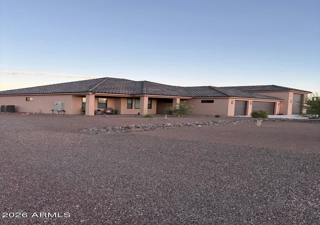 Photo 2 of Single family home for sale at 1055 Buckboard Trl, Wickenburg, AZ 85390 | MLS# 7067983 | Listing updated on 2026-08-19