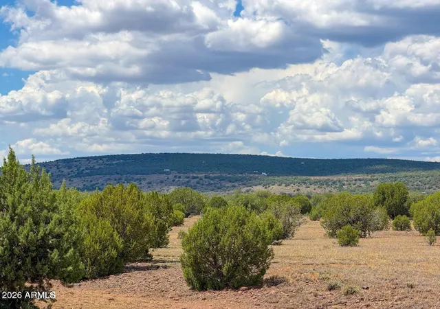 1st image of 215 Gleed Station Lots B & D, Ash Fork, AZ 86320 | MLS# 7067997