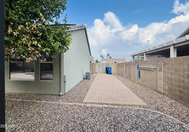 27th image of 24632 N 46th Ave, Glendale, AZ 85310 | MLS# 7068085