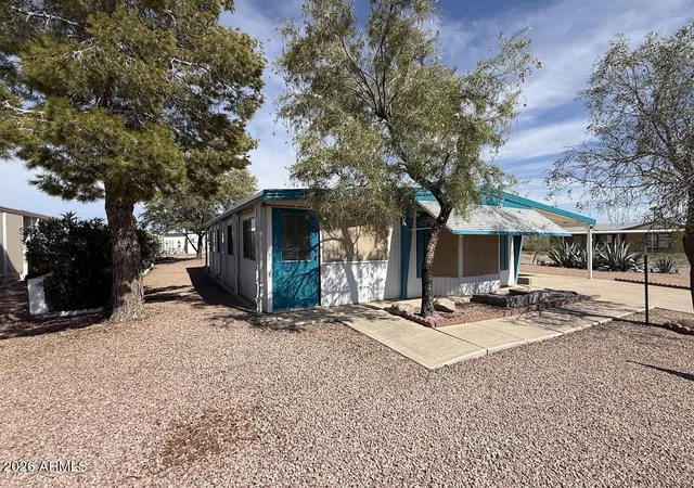 Photo 3 of Manufactured home for sale at 3611 N Kansas Ave, Florence, AZ 85132 | MLS# 7068685 | Listing updated on 2026-09-01