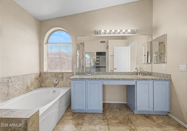 Photo 4 of Single family home for sale at 18466 N 5Th Ave, Phoenix, AZ 85023 | MLS# 7070748 | Listing updated on 2026-09-14