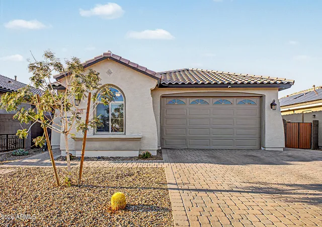 Photo 2 of Single family home for sale at 15130 W Moreland St, Goodyear, AZ 85338 | MLS# 7068466 | Listing updated on 2026-10-04