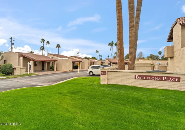 2nd image of 7840 N 7th St #1, Phoenix, AZ 85020 | MLS# 7068109