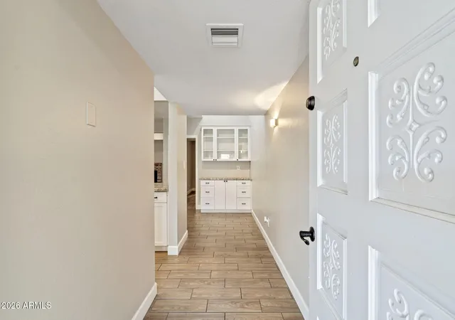 5th image of 7840 N 7Th St #1, Phoenix, AZ 85020 | MLS# 7068109