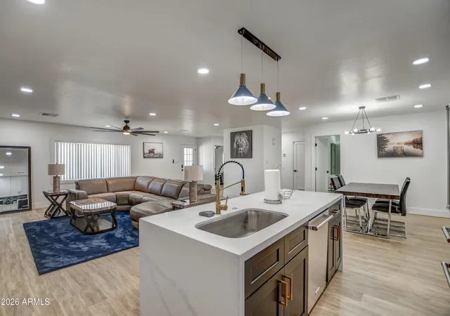 Photo 1 of Single family home for sale at 1725 W Mitchell Dr, Phoenix, AZ 85015 | MLS# 7069591 | Listing updated on 2026-10-29