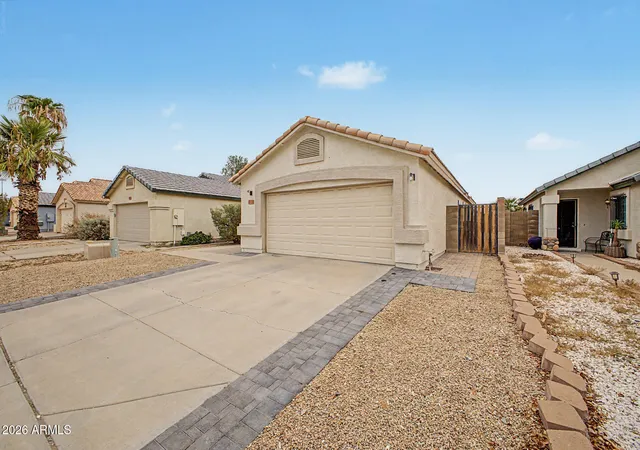 Photo 4 of Single family home for sale at 3035 W Covey Ln, Phoenix, AZ 85027 | MLS# 7068342 | Listing updated on 2026-08-19