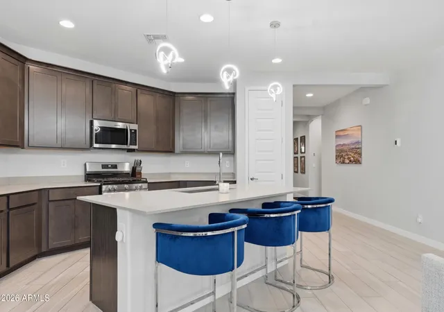 4th image of 9514 W Avalon Dr, Phoenix, AZ 85037 | MLS# 7069410