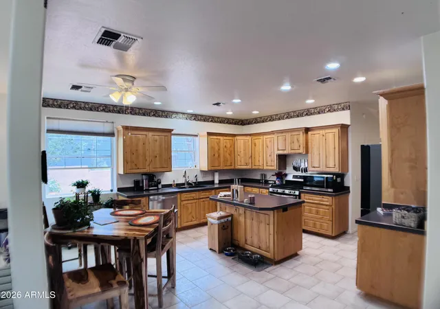 Photo 1 of Single family home for sale at 400 S Brassie Dr, Payson, AZ 85541 | MLS# 7069300 | Listing updated on 2026-09-07