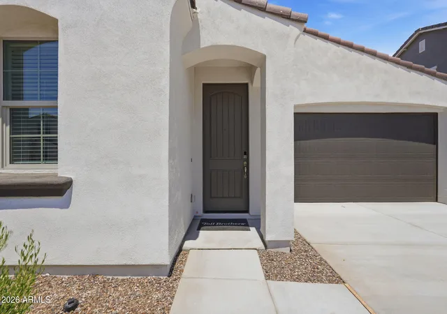 Photo 3 of Sale Pending at 3276 W Emerald Rd, San Tan Valley, AZ 85144 | MLS# 7068353 | Listing updated on 2026-10-11