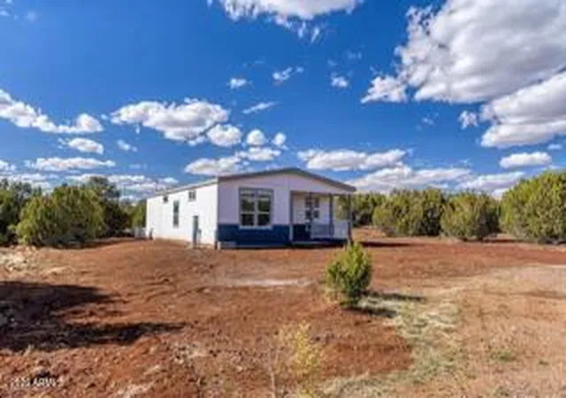 2nd image of 47 County Rd 3205, Vernon, AZ 85940 | MLS# 7069490