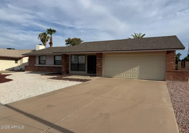 1st image of 10433 W Laurie Ln, Peoria, AZ 85345 | MLS# 7069770