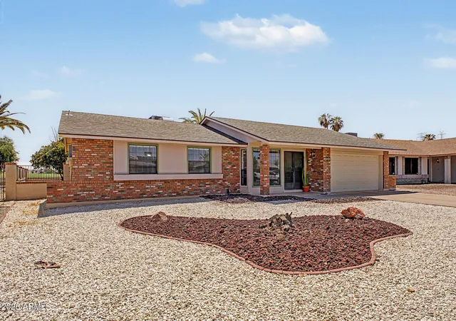 Photo 2 of Single family home for sale at 10433 W Laurie Ln, Peoria, AZ 85345 | MLS# 7069770 | Listing updated on 2026-09-14