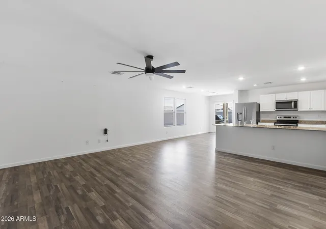 Photo 4 of Single family home for sale at 1411 E Jaycie Dr, Casa Grande, AZ 85122 | MLS# 7070567 | Listing updated on 2026-09-15
