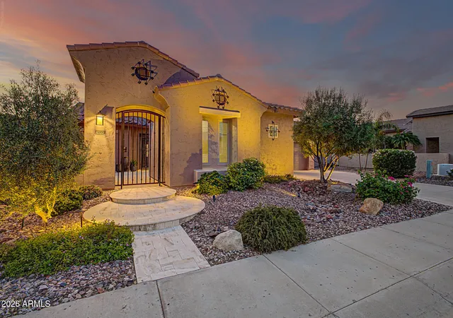 Photo 2 of Single family home for sale at 5722 S Mesquite Grv Way, Chandler, AZ 85249 | MLS# 7069493 | Listing updated on 2026-09-11