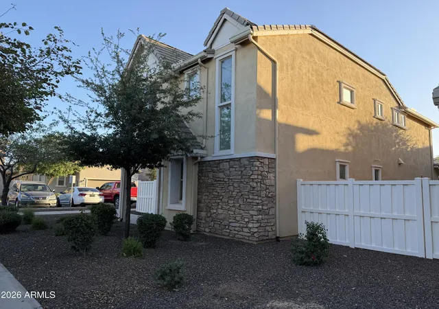 Photo 3 of Single family home for sale at 2275 S Agnes Ln, Gilbert, AZ 85295 | MLS# 7068454 | Listing updated on 2026-08-19